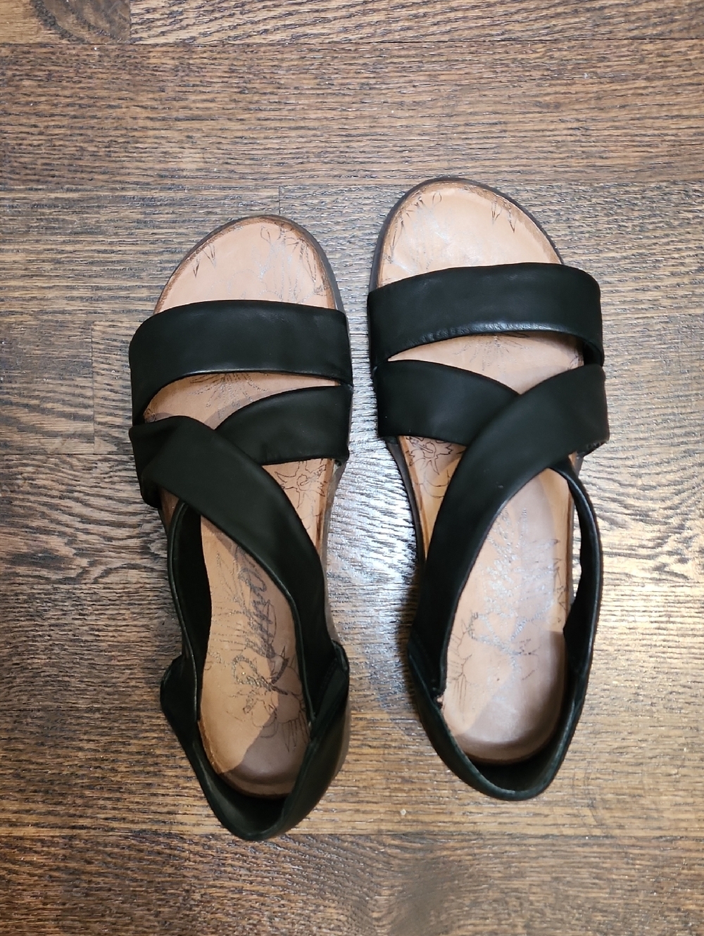 Ramonte Women's Black Leather Sandals